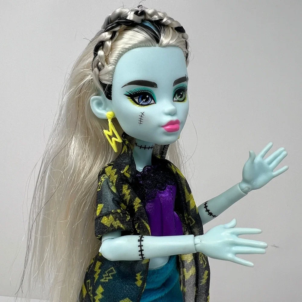 Monster High Frankie Stein G3 Doll Blue Purple Lightning‎ Bolt Fashion 2022